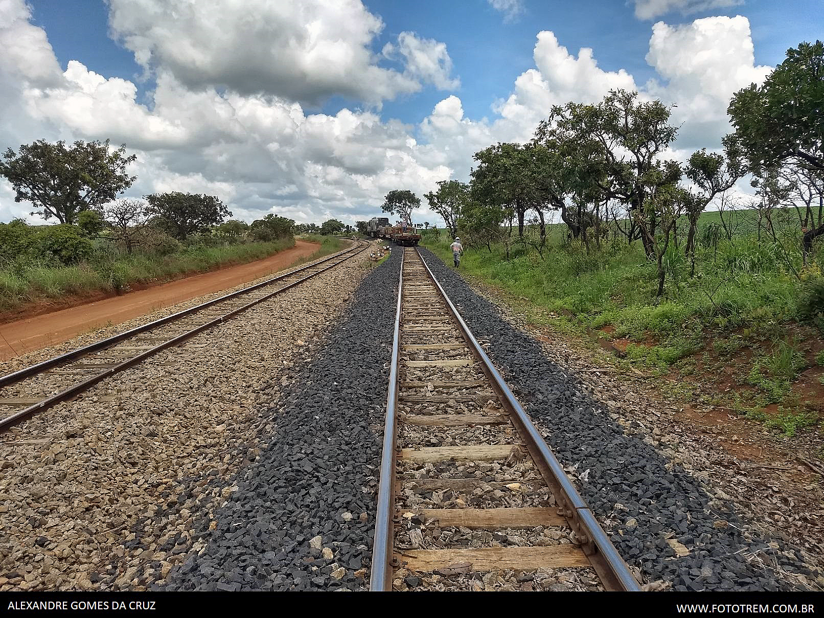 VLI GE U20C 3820 em Leopoldo de Bulhões GO 