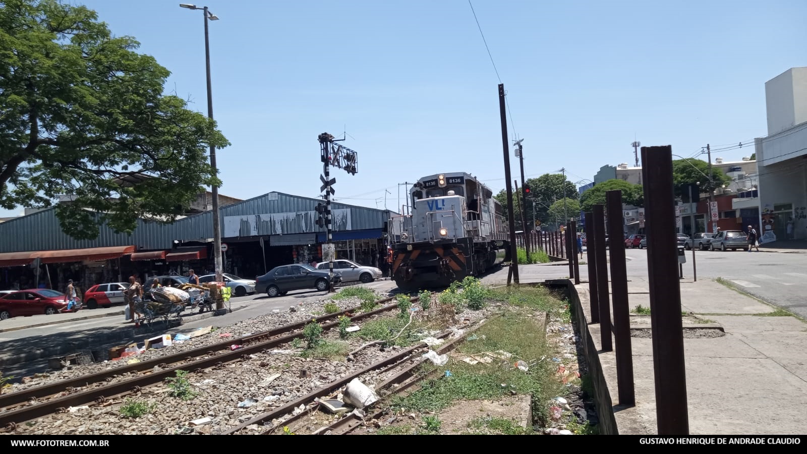 VLI EMD SD 40 8136 em Betim - MG