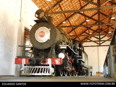 Foto Trem - EFG - Estrada de Ferro Goyaz Ten Wheeler 246 em Pires do Rio - GO