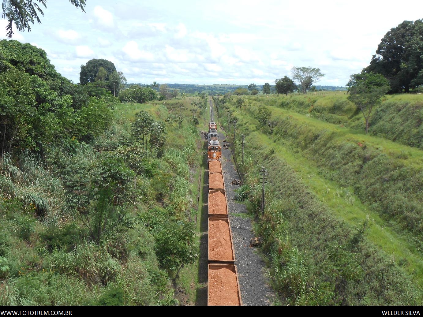 Foto Trem - FCA EMD BB40-2 8109 em Goiandira - GO