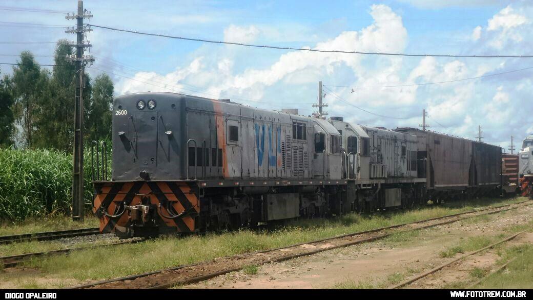 Foto Trem - VLI GE U20C 2600 em Goiandira - GO