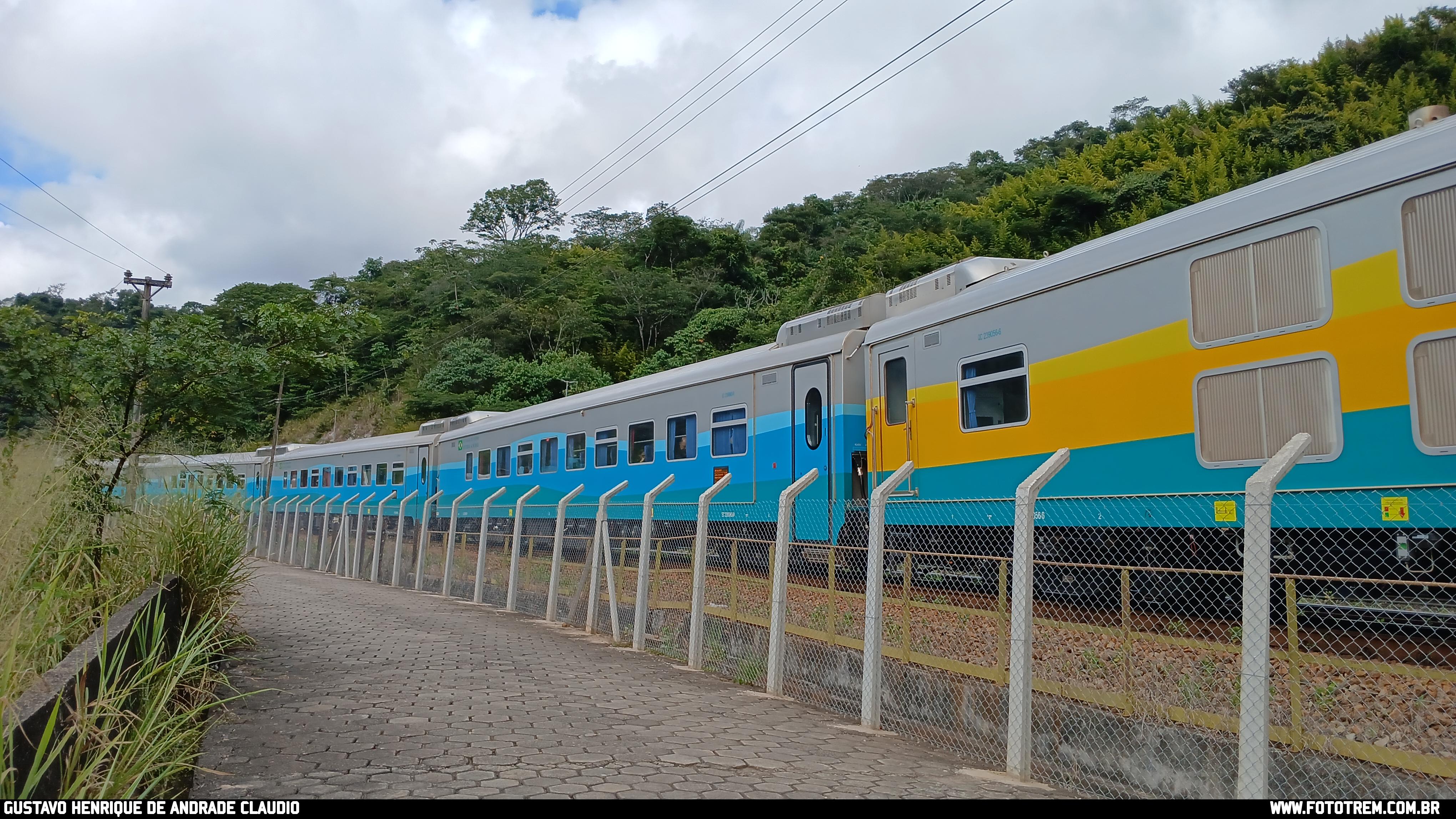 EF Vitória Minas Vagão  em João Monlevade - MG