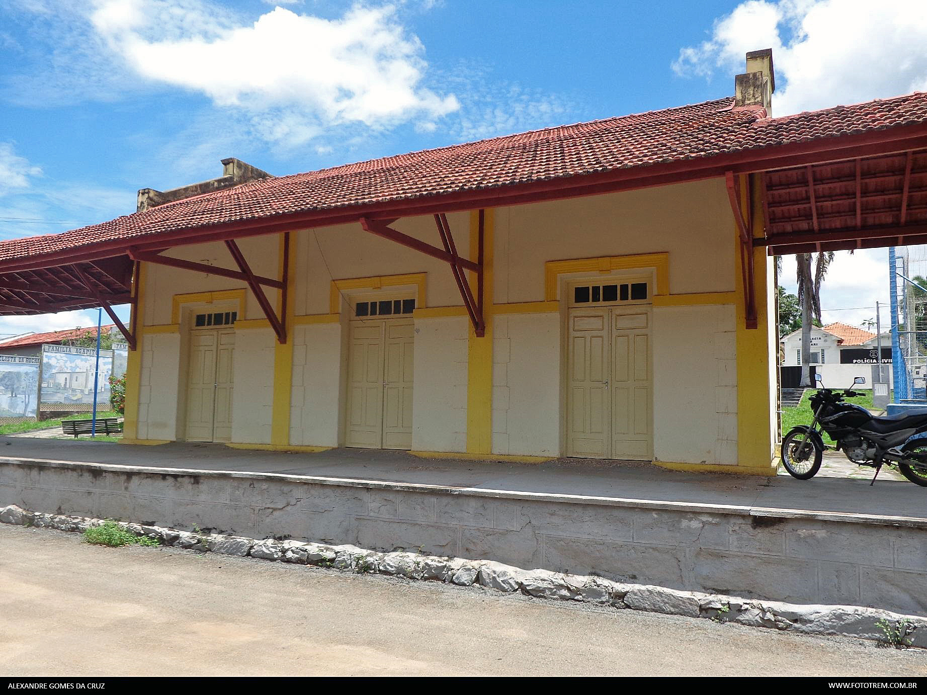 Foto Trem - EFG - Estrada de Ferro Goyaz Estações  em Cumari - GO