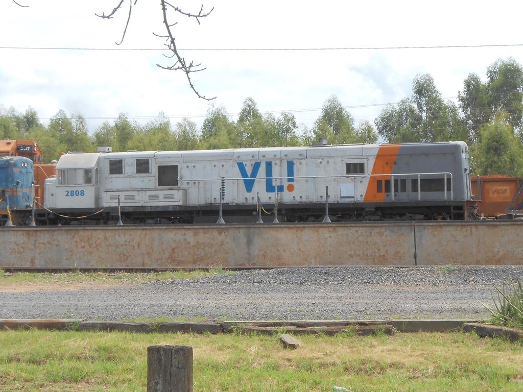 Foto Trem - VLI GE U22C 2808 em Goiandira - GO