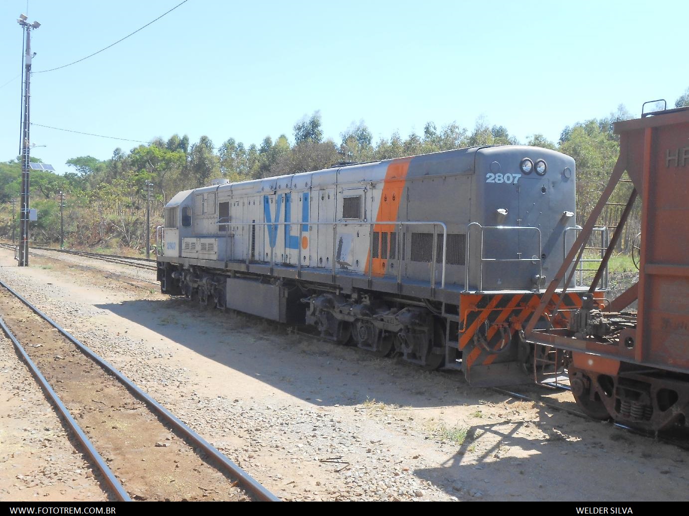 Foto Trem - VLI GE U22C 2807 em Goiandira - GO