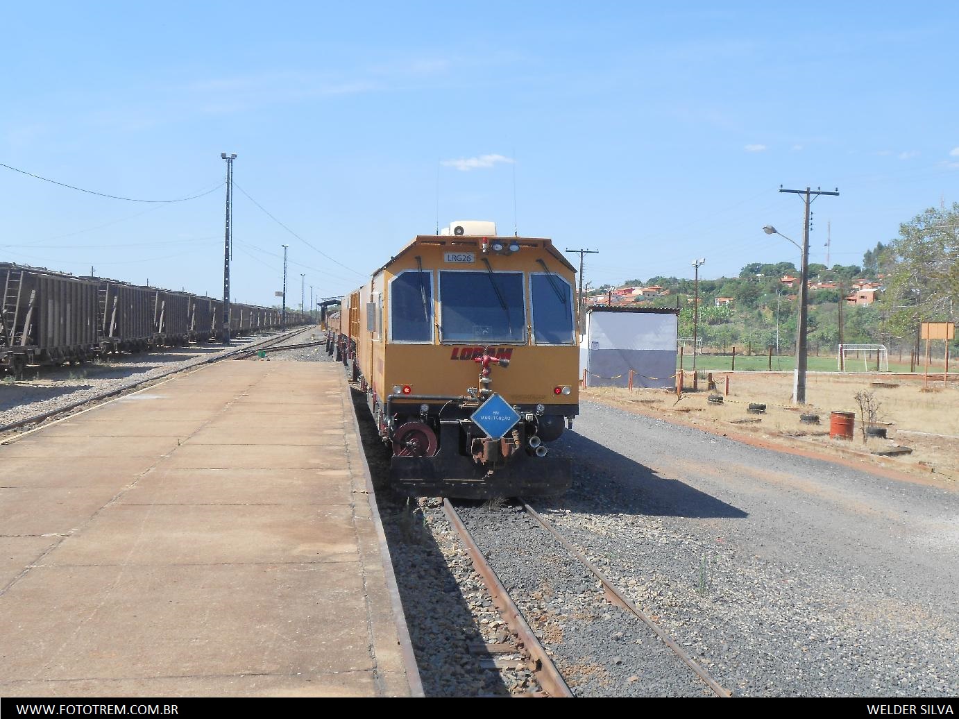 Foto Trem - VLI LORAM Esmerilhadora de trilhos lrg26 em Goiandira - GO